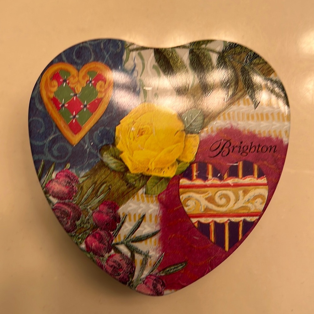 Brighton Picture Brooch